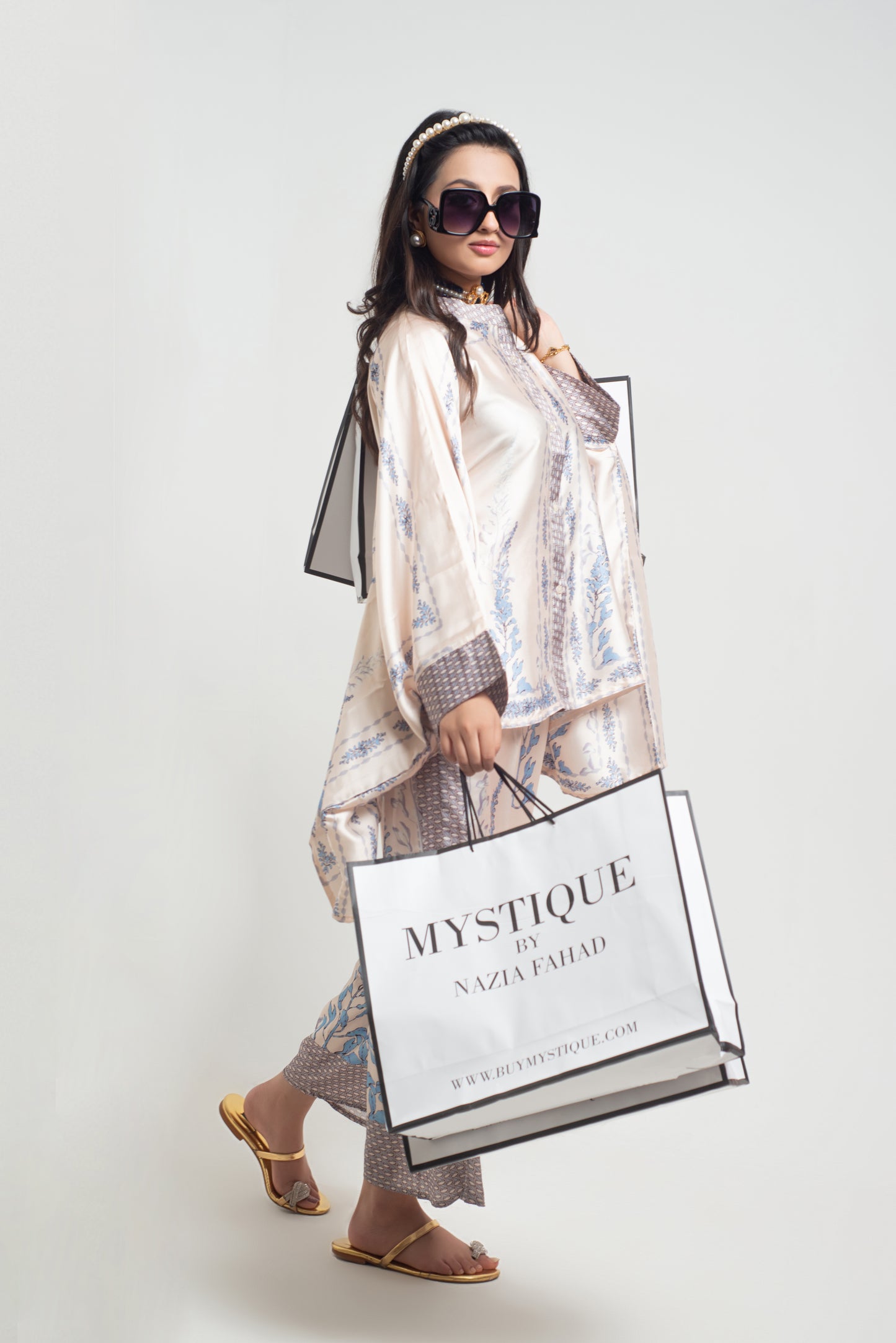 WHITE BLUE BLOSSOM CO-ORD SET